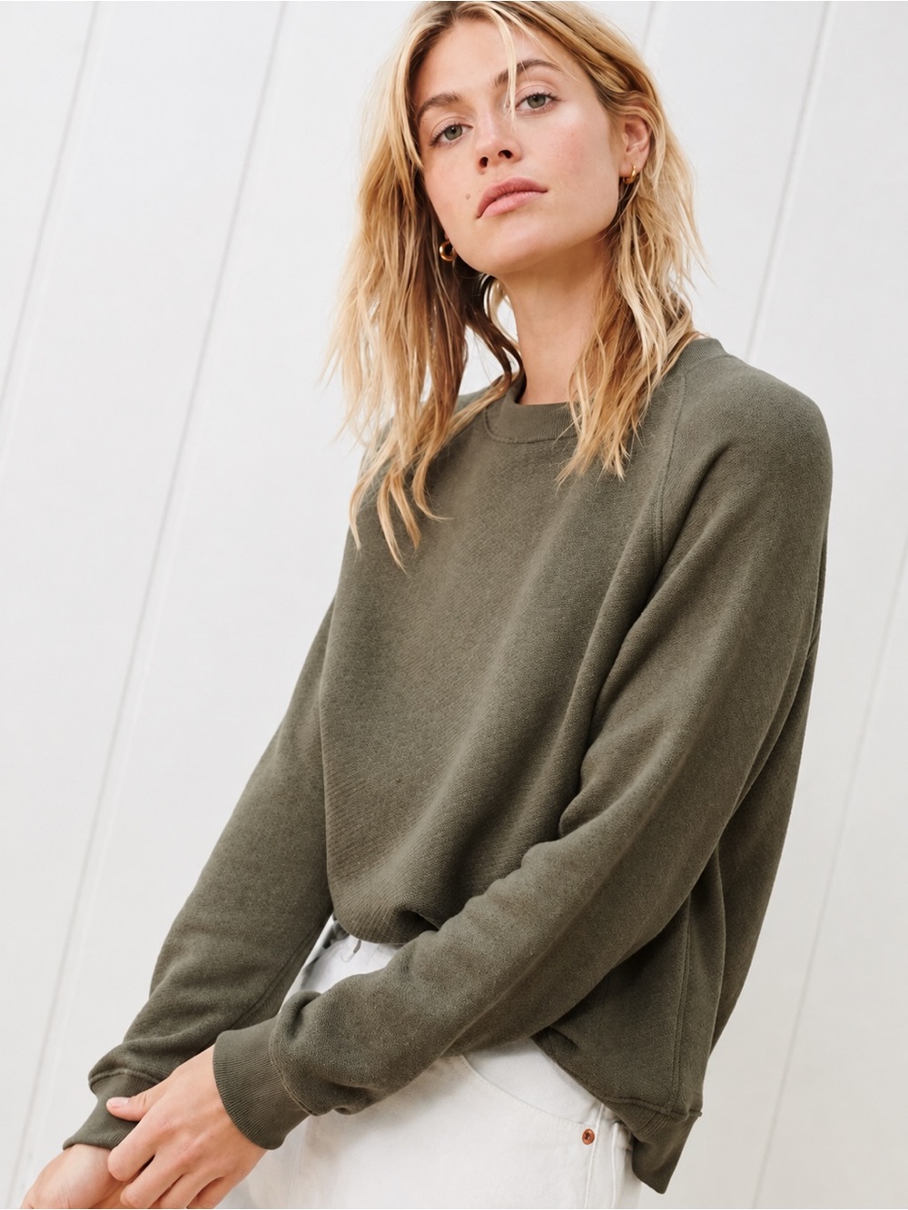 Jenni Kayne Saturday Sweatshirt in Olive Green Size XS